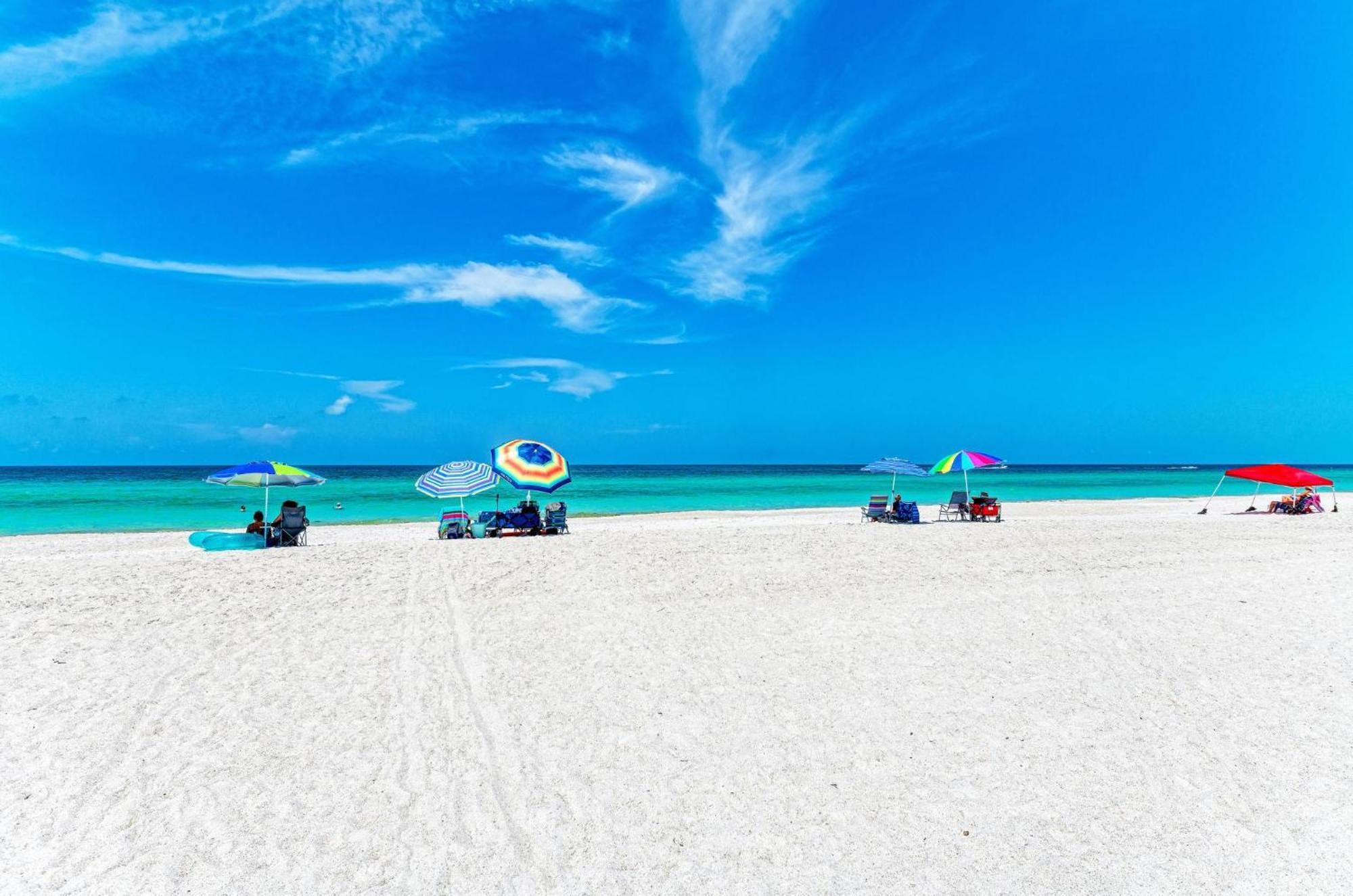 Anna Maria Island Runaway Tropical Dream-One Minute Walk To The Beach-Heated Pool Bradenton Beach Εξωτερικό φωτογραφία