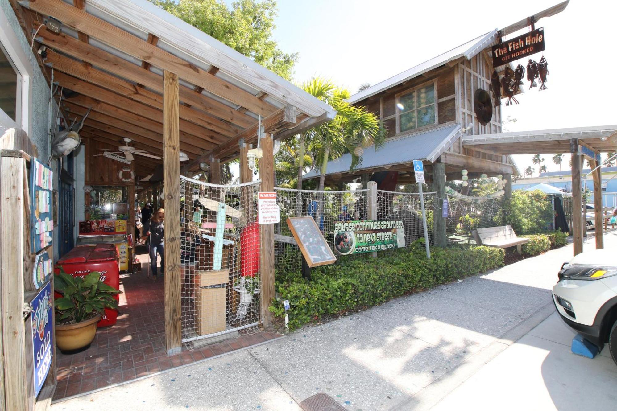 Anna Maria Island Runaway Tropical Dream-One Minute Walk To The Beach-Heated Pool Bradenton Beach Εξωτερικό φωτογραφία